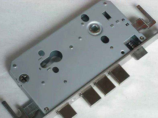 汤原24小时上门开锁公司