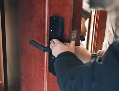汤原24小时上门开锁公司